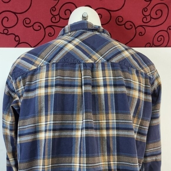 Columbia Plaid Collared Button Up Shirt - Picture 5 of 7